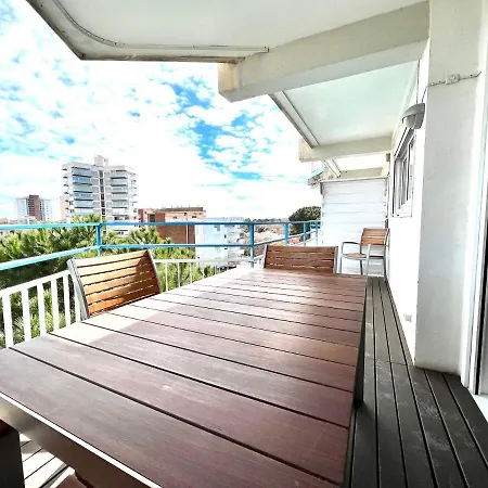 Oriol Center Hotel *